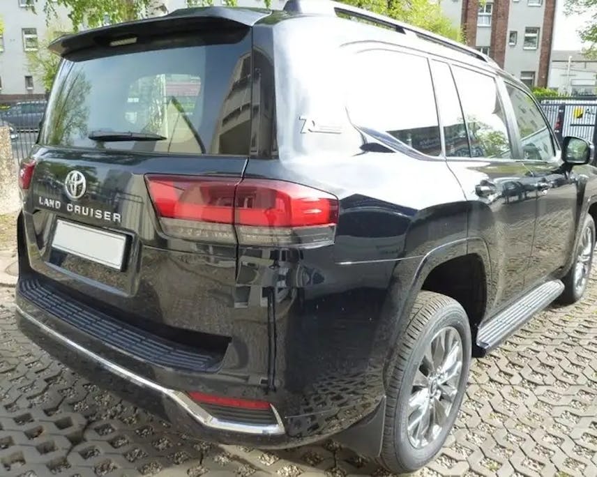 Toyota Land Cruiser 2023 Diesel Engine SUV 3.3L